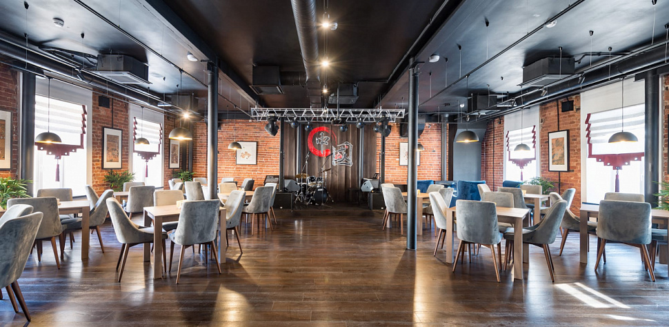 Основной зал